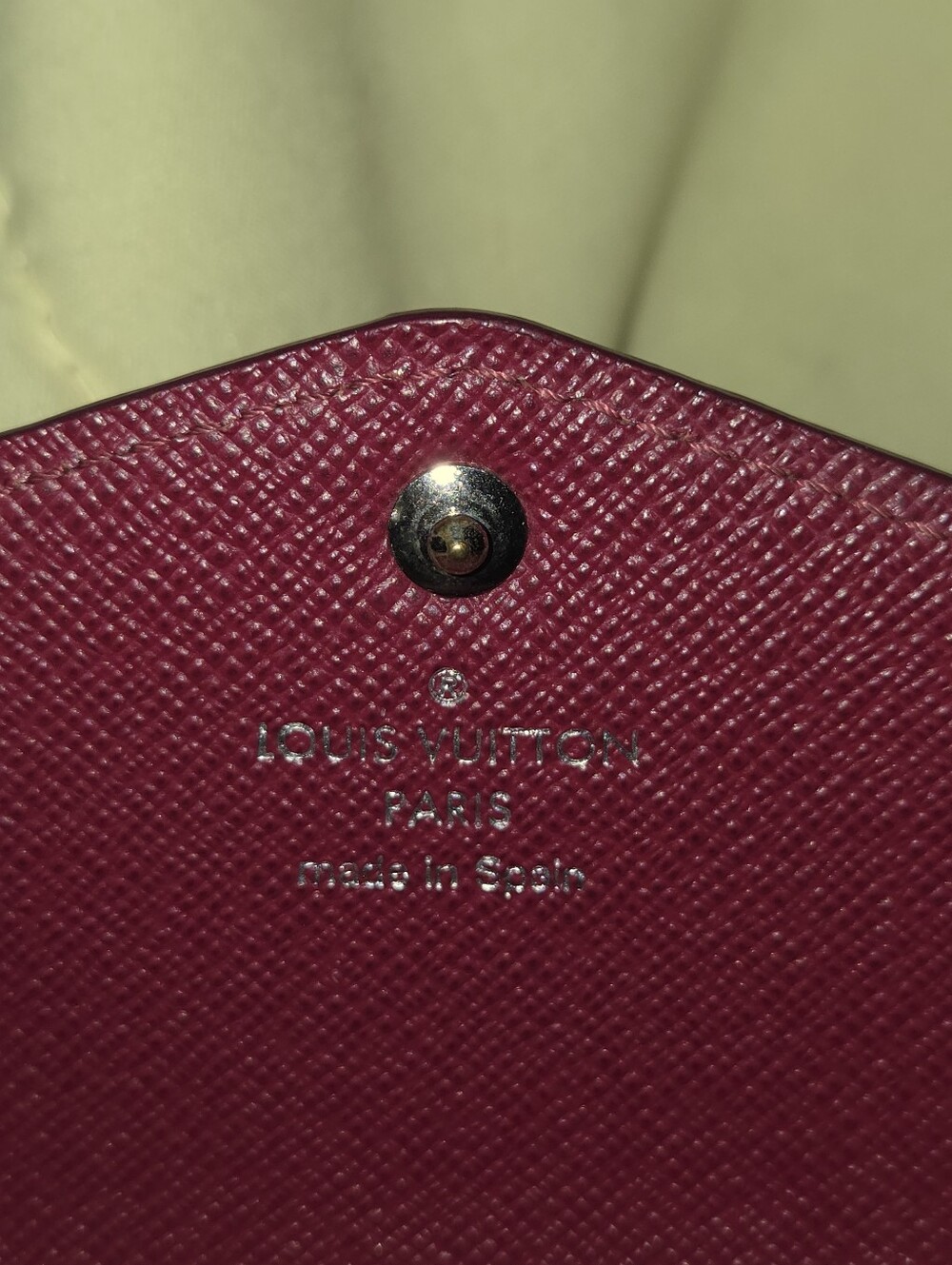 Louis Vuitton Epi Sarah Leather Envelope Wallet Fushia - Picture 6 of 12